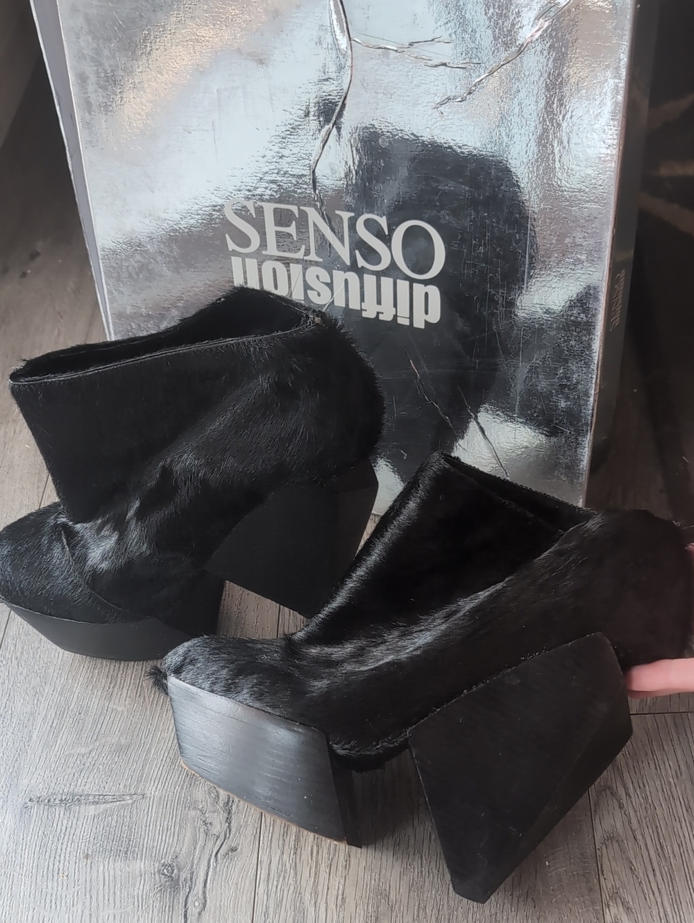 SENSO Diffusion Black Faux Fur Geometric Chunky Heel Ankle Boots